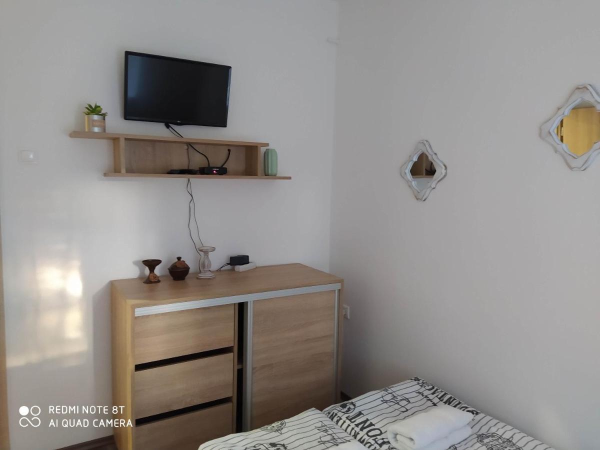 Evelyn Apartman Hajduszoboszlo Exterior photo